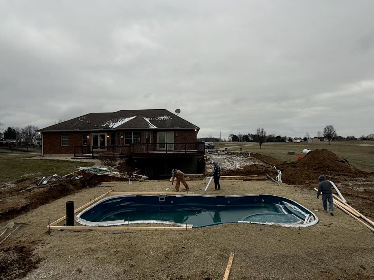 Figure-Eight Pool Installation Turning Heads in Arcanum